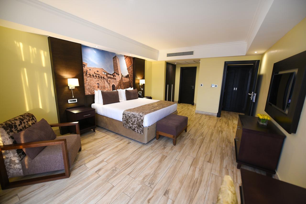 Mestil Hotel&Residences Kampala Exterior foto