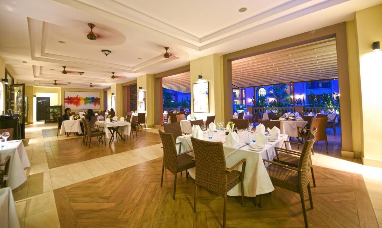 Mestil Hotel&Residences Kampala Exterior foto